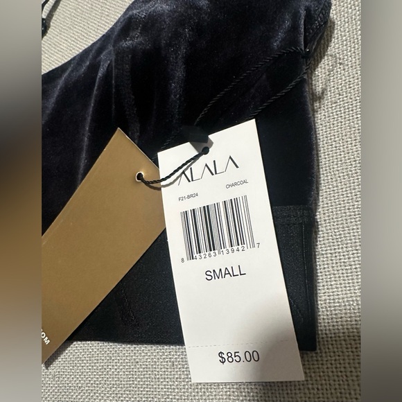 ALALA Velvet Sports Bra New - Picture 7 of 12